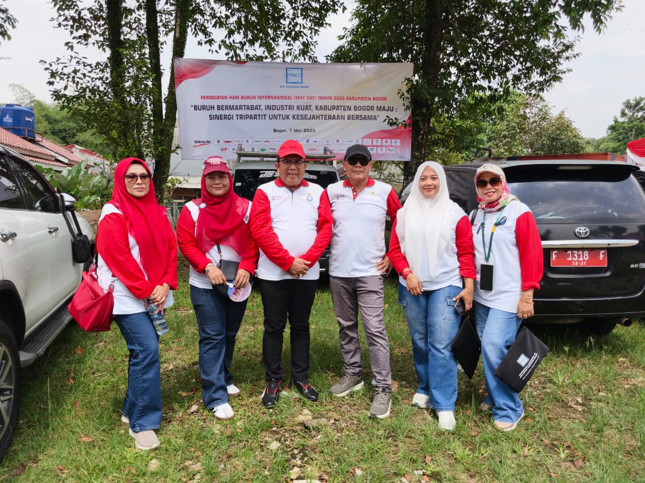 Ketua, Wakil Ketua dan Tim Sekretariat DPK APINDO Kab Bogor dalam acara Peringatan Hari Buruh Internasional Mayday 2026
